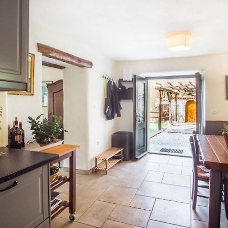 Kuninez, Holiday Home With Summer Kitchen Most na Soči Eksteriør bilde