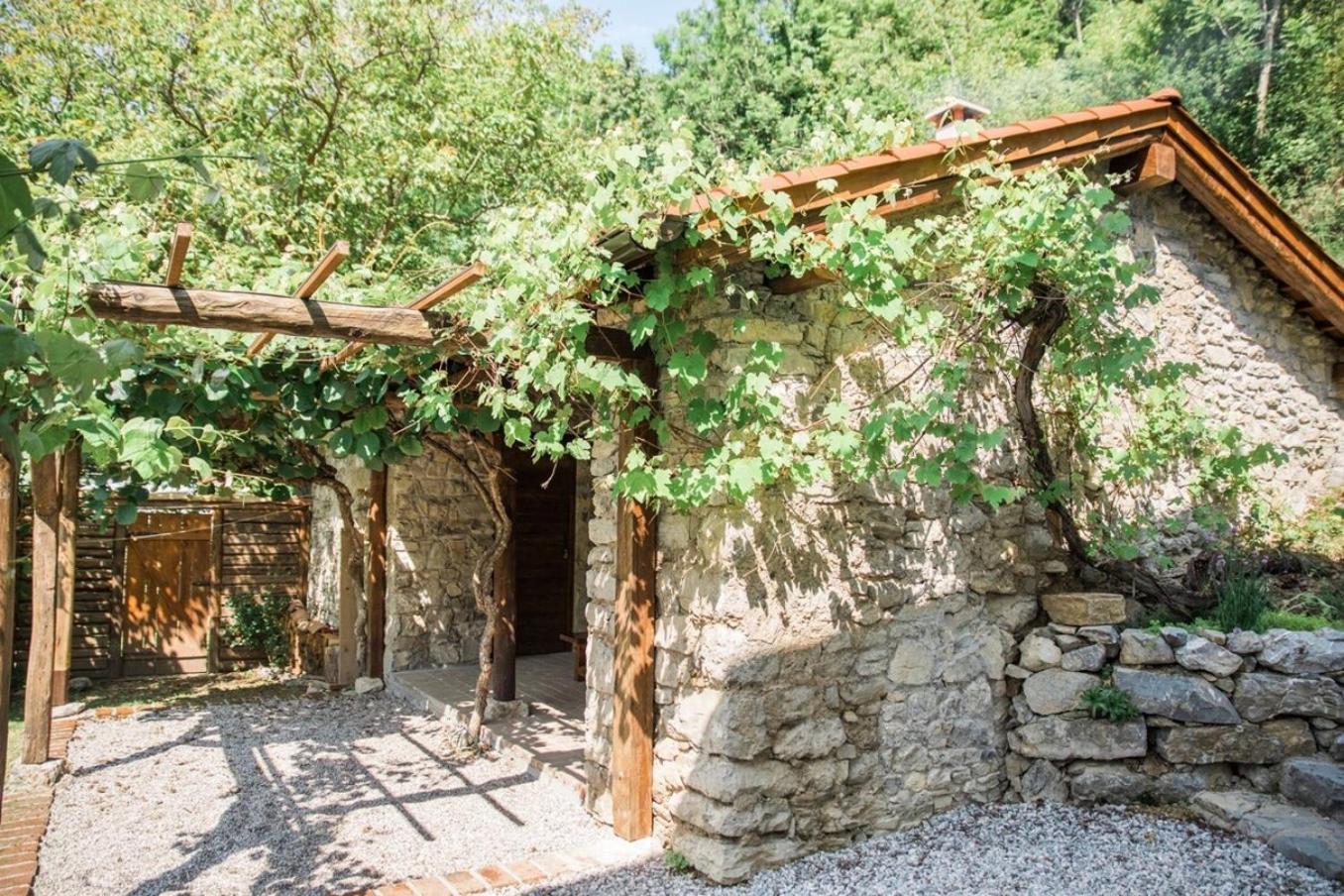 Kuninez, Holiday Home With Summer Kitchen Most na Soči Eksteriør bilde