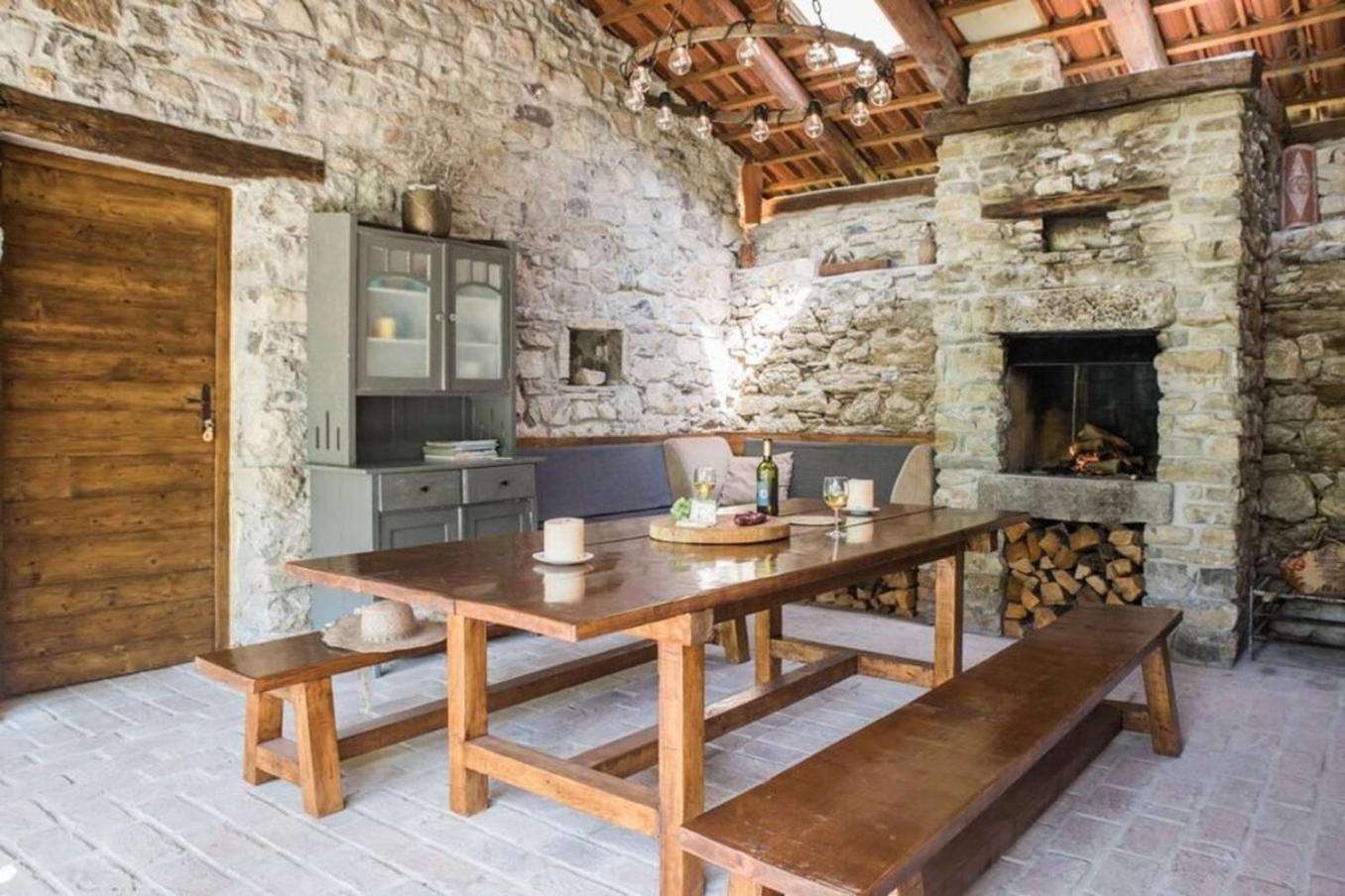 Kuninez, Holiday Home With Summer Kitchen Most na Soči Eksteriør bilde